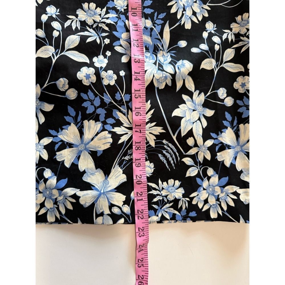 TALBOTS Garden Floral Pencil Skirt Sateen Office Career Knee Black Blue 16 Pet - Picture 15 of 16